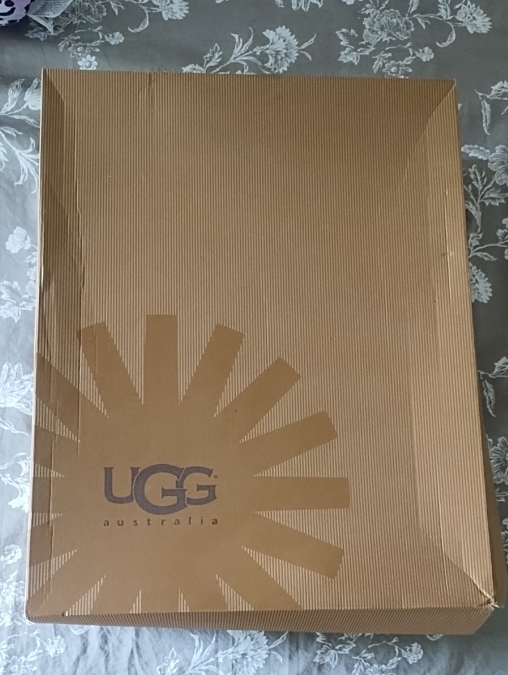 NWT Vintage UGG Australia Black Fur Lamb Boots Size 9 - With Overland Magazine